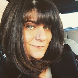 Meet your Posher, Debora